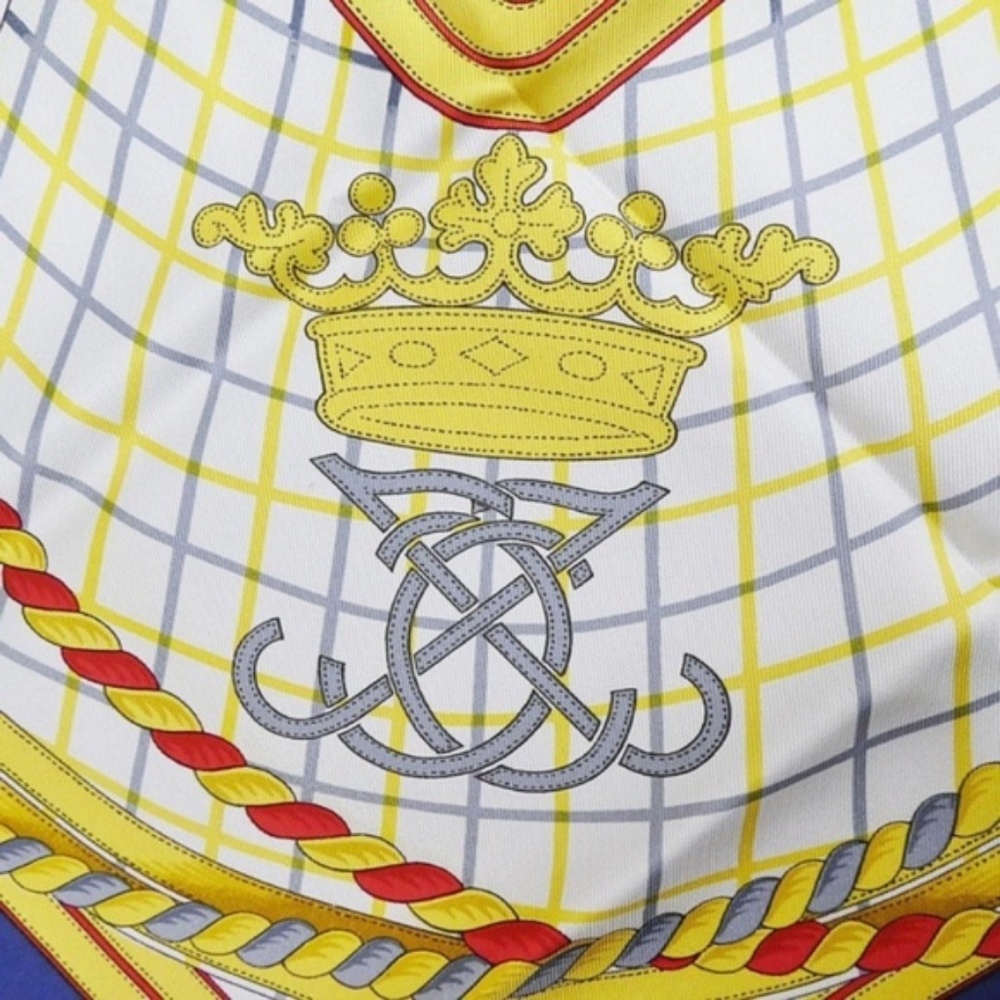 100% Auth Hermes "Grande Tenue" 100% Silk Scarf - Picture 4 of 8